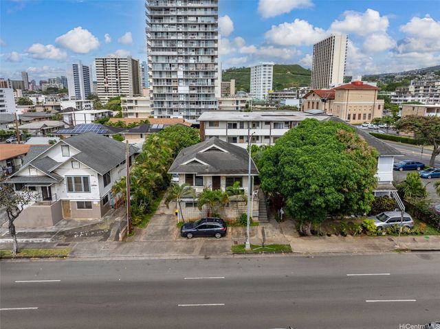 1544 Keeaumoku Street, Honolulu, HI 96822
