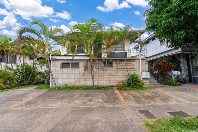1544 Keeaumoku Street, Honolulu, HI 96822