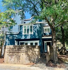 423 W 8th Street 73, Charlotte, NC 28202