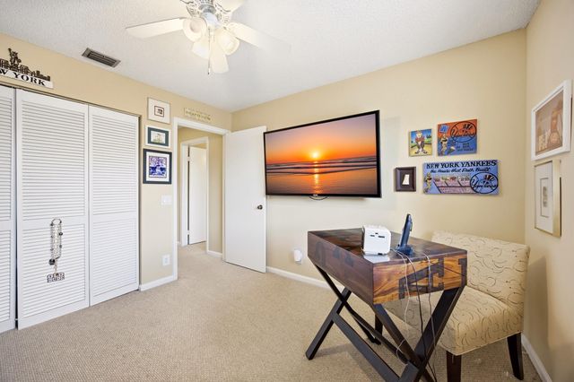 6738 Via Regina, Boca Raton, FL 33433