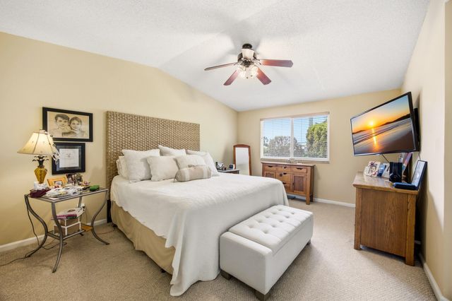 6738 Via Regina, Boca Raton, FL 33433