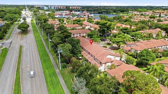 6738 Via Regina, Boca Raton, FL 33433