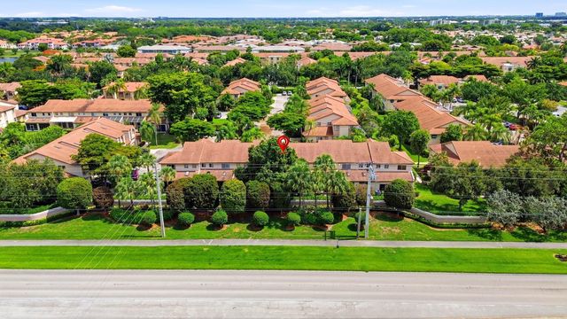6738 Via Regina, Boca Raton, FL 33433