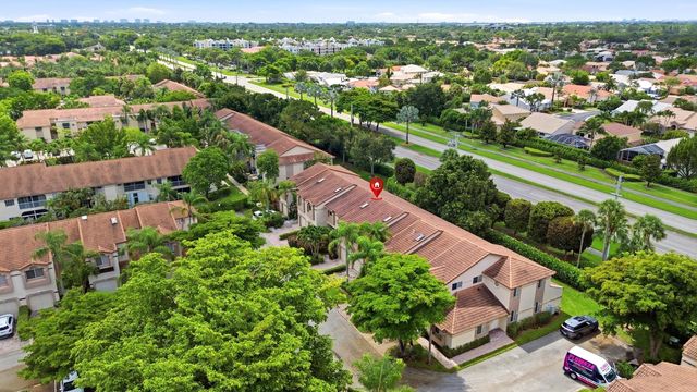 6738 Via Regina, Boca Raton, FL 33433