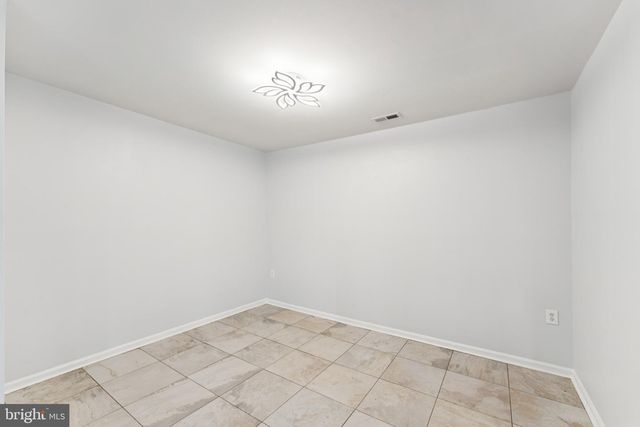 7527 BELLE GRAE DR, Manassas, VA 20109