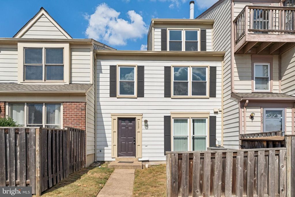 7527 BELLE GRAE DR, Manassas, VA 20109