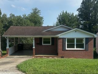 629 Jackson Street, Kingsport, TN 37660