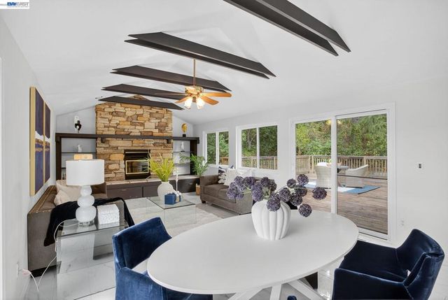 350 Elysian Fields Dr, Oakland, CA 94605