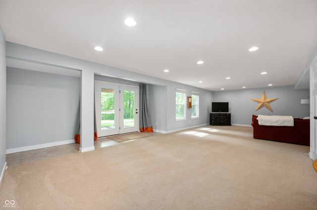 10214 Wicklow Court, Fishers, IN 46040