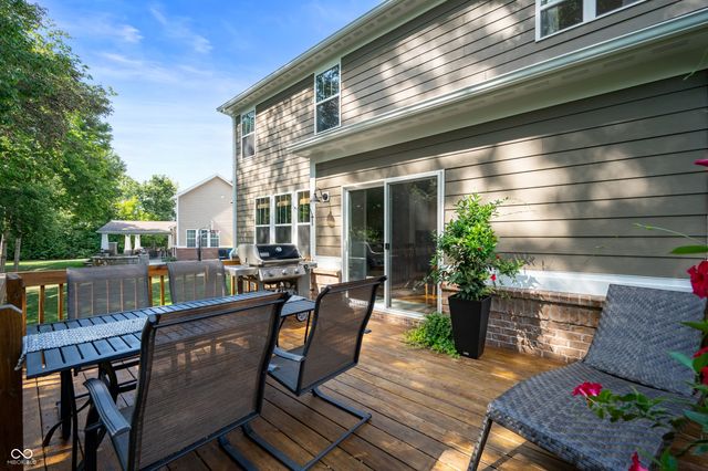 10214 Wicklow Court, Fishers, IN 46040