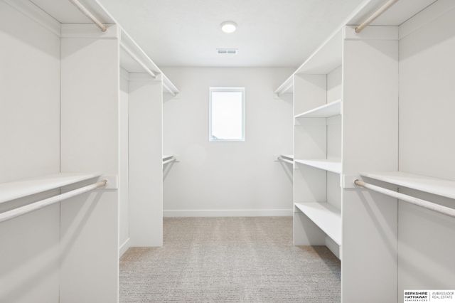 6013 S 214th Street, Elkhorn, NE 68022