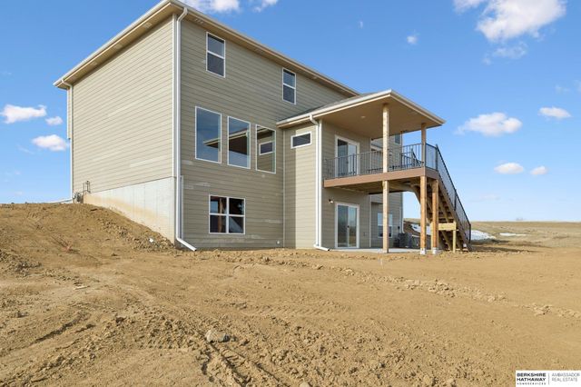 6013 S 214th Street, Elkhorn, NE 68022