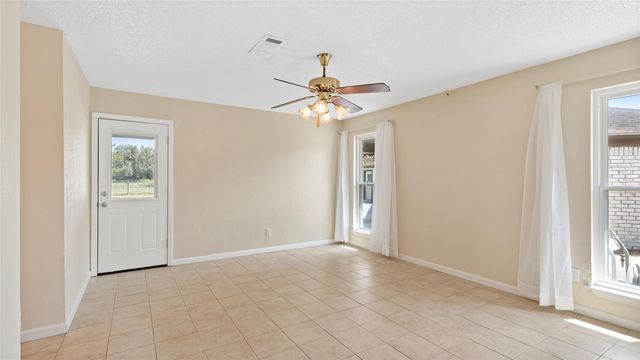 2915 Cemetery Road, Santa Fe, TX 77517