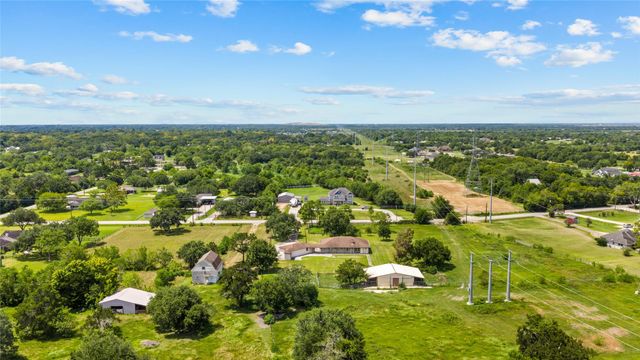 2915 Cemetery Road, Santa Fe, TX 77517