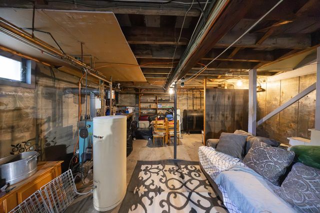 174 Ashburnham Hill Road, Fitchburg, MA 01420