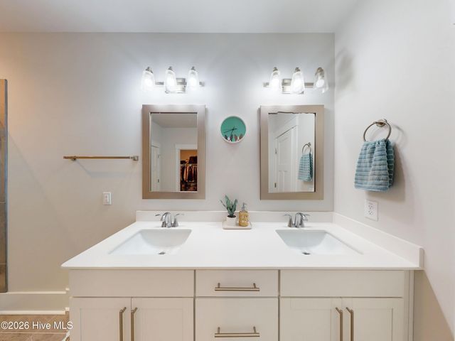 604 Muscadine Lane, Aberdeen, NC 28315