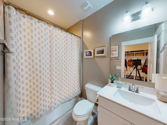 604 Muscadine Lane, Aberdeen, NC 28315