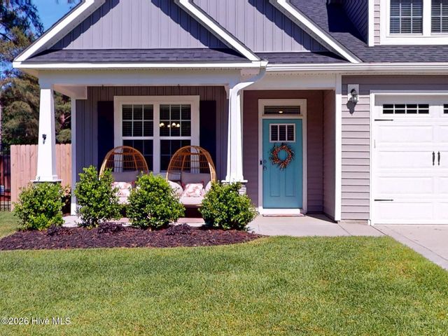 604 Muscadine Lane, Aberdeen, NC 28315
