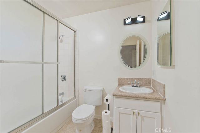 22809 Del Valle 8, Woodland Hills, CA 91364