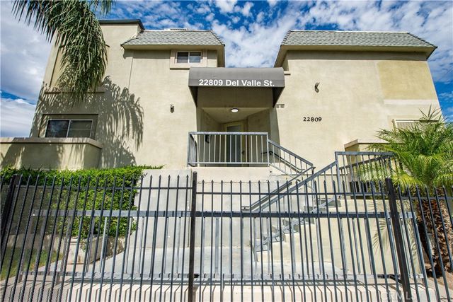 22809 Del Valle 8, Woodland Hills, CA 91364