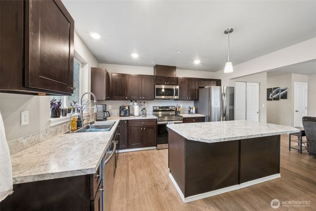 6422 198th Street E, Spanaway, WA 98387