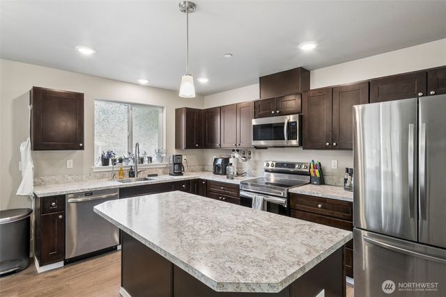 6422 198th Street E, Spanaway, WA 98387