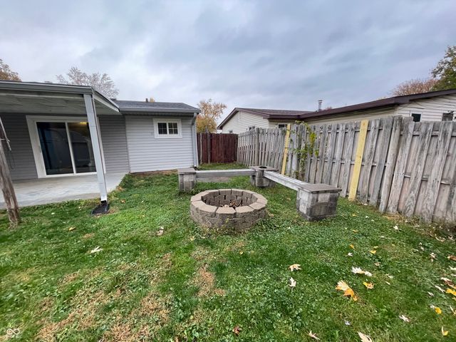 1995 Britton Drive, Beech Grove, IN 46107