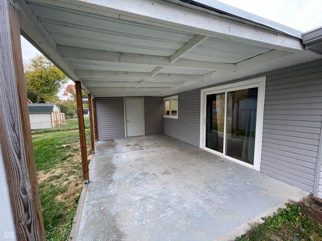 1995 Britton Drive, Beech Grove, IN 46107