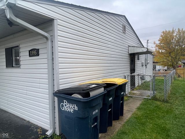 1995 Britton Drive, Beech Grove, IN 46107