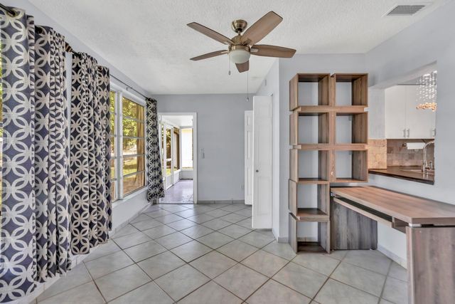 7115 NW 73rd Street, Tamarac, FL 33321