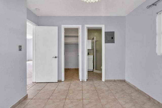 7115 NW 73rd Street, Tamarac, FL 33321