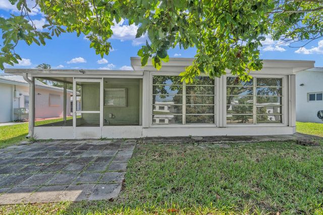 7115 NW 73rd Street, Tamarac, FL 33321