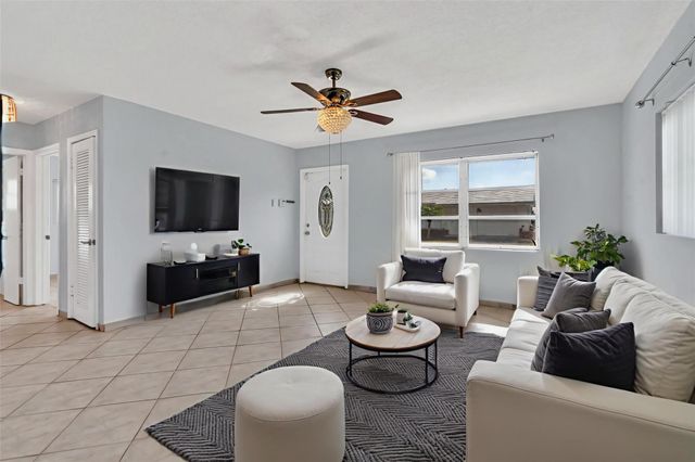 7115 NW 73rd Street, Tamarac, FL 33321