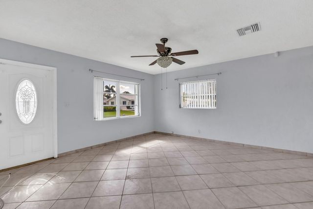 7115 NW 73rd Street, Tamarac, FL 33321