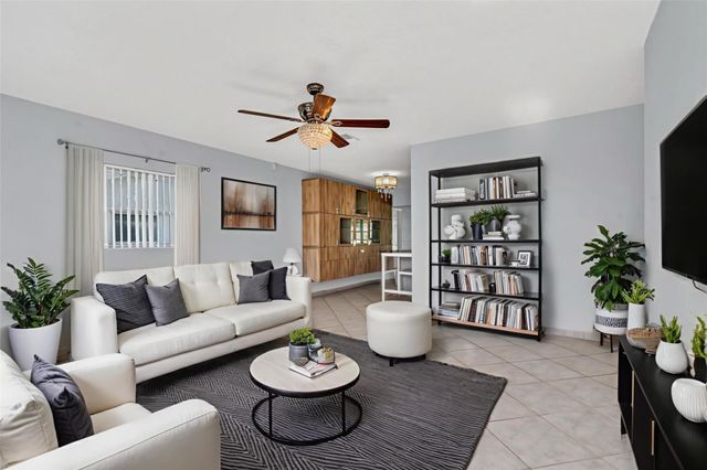 7115 NW 73rd Street, Tamarac, FL 33321