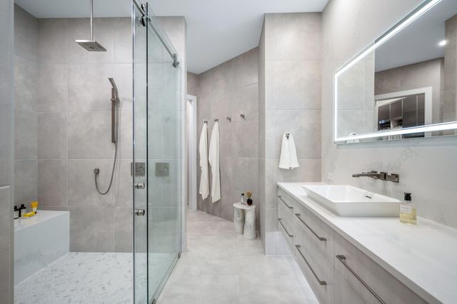 1930 Frosted Turquoise Way, Vero Beach, FL 32963