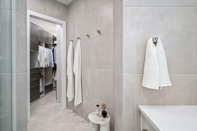 1930 Frosted Turquoise Way, Vero Beach, FL 32963