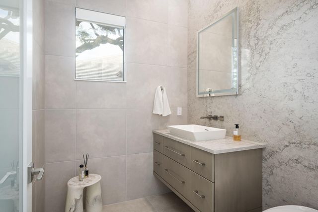 1930 Frosted Turquoise Way, Vero Beach, FL 32963