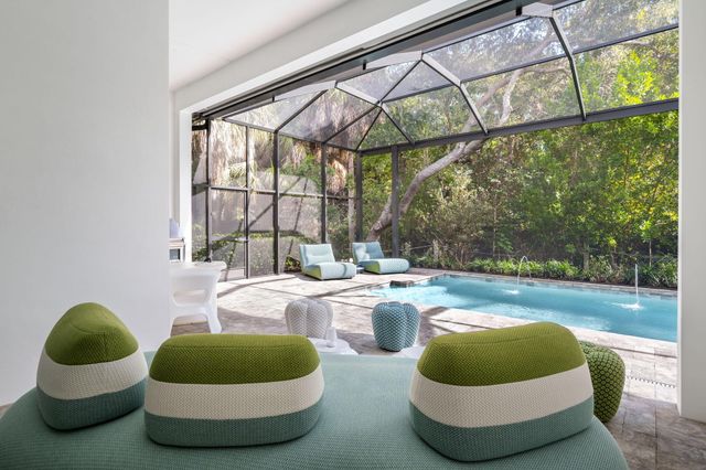 1930 Frosted Turquoise Way, Vero Beach, FL 32963