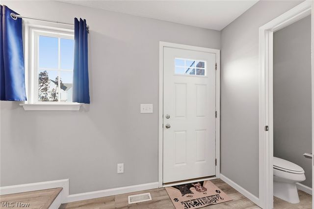 9858 Gabriels Way, Concord, OH 44060