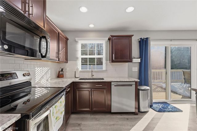 9858 Gabriels Way, Concord, OH 44060