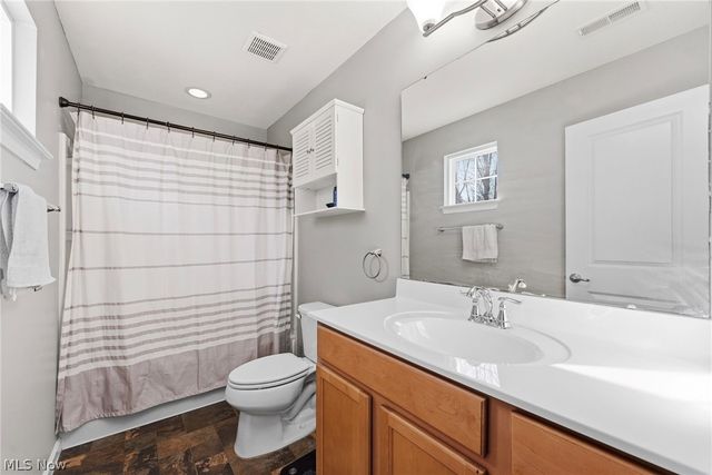 9858 Gabriels Way, Concord, OH 44060