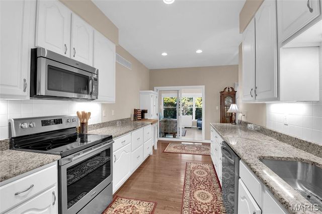 218 Fiddlecreek Ridge Road 218, Wentzville, MO 63385