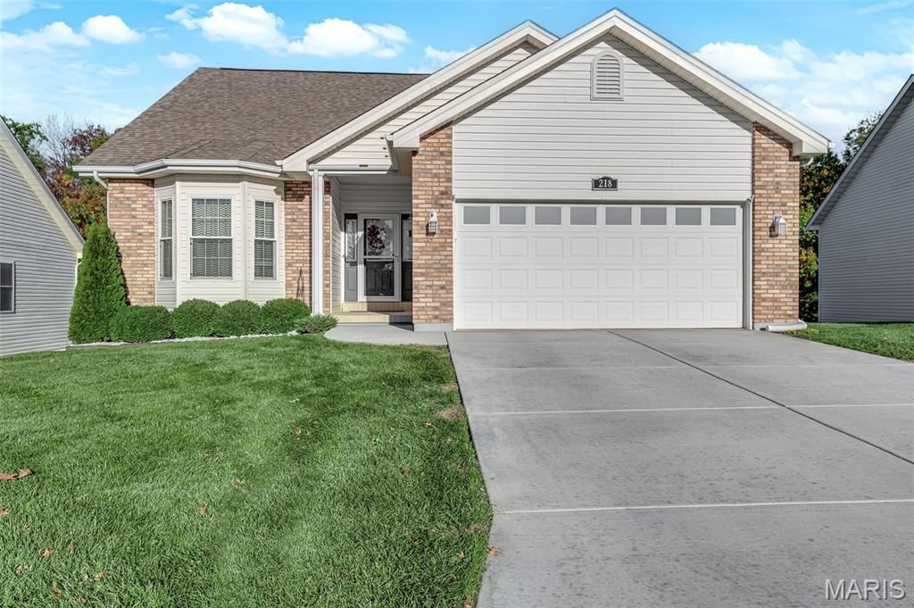 218 Fiddlecreek Ridge Road 218, Wentzville, MO 63385