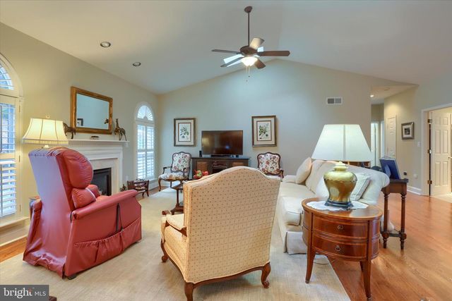 1012 JENKINS GRV, Enola, PA 17025