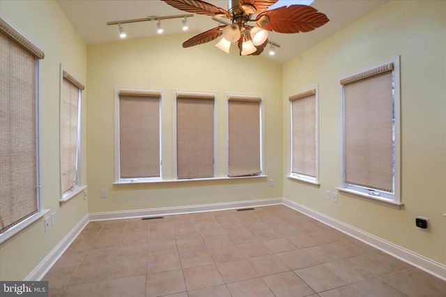 1012 JENKINS GRV, Enola, PA 17025