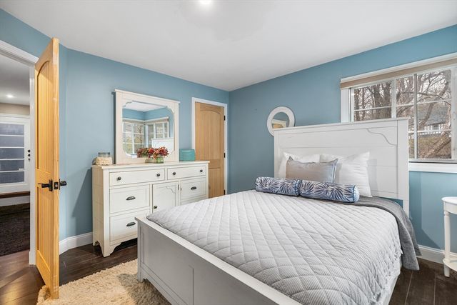 3 Old Brook Dr, Worcester, MA 01609