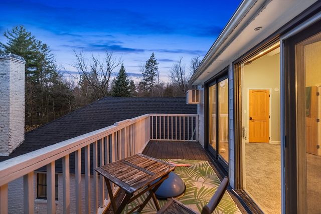 3 Old Brook Dr, Worcester, MA 01609