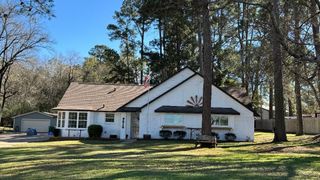 9215 Lake Conroe Drive, Conroe, TX 77304