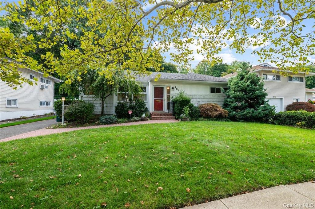 564 Richmond Road, East Meadow, NY 11554 — photo 2